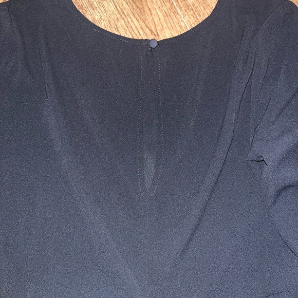 ASOS DESIGN Long Sleeve Smock Top - Picture 8 of 9